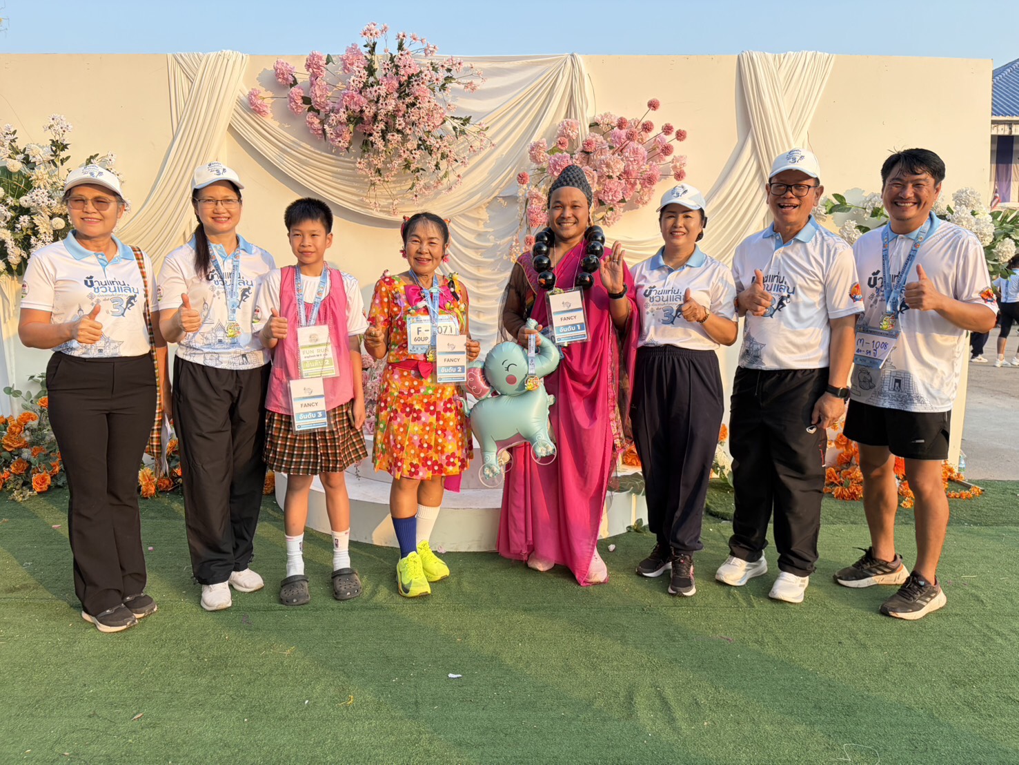 สพอ.บ้านแท่น ร่วมกิจกรรม “อำเภอบ้านแท่นชวนเล่นเยี่ยมแดนส้มโอหวาน ครั้งที่ 3 ประจำปี 2569”