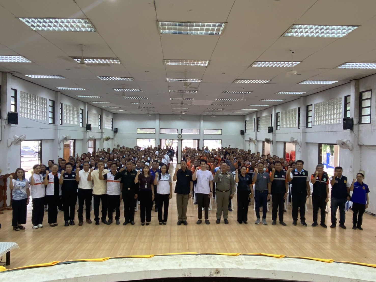 สพอ.บ้านแท่น  ร่วมพิธีเปิดการประชุมโครงการป้องกันปราบปรามและแก้ไขปัญหายาเสพติดจังหวัดชัยภูมิ ปีงบประมาณ พ.ศ. 2569 (ชัยภูมิโมเดล) กิจกรรมโรงเรียนแสงแห่งความหวัง