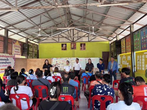 สพอ.บ้านแท่น ประชุมประชาคมคัดเลือกผู้นำอาสาพัฒนาชุมชน (ผู้นำ อช.) ตำบลบ้านแท่น